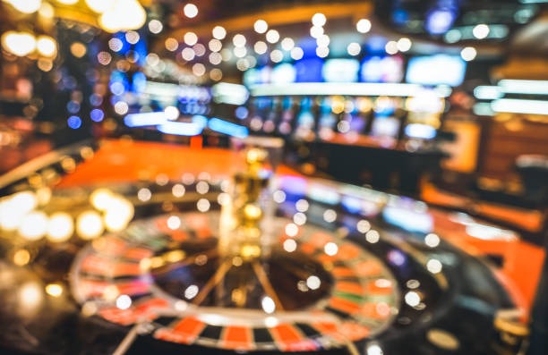 Mobile app interface for live sports and casino games